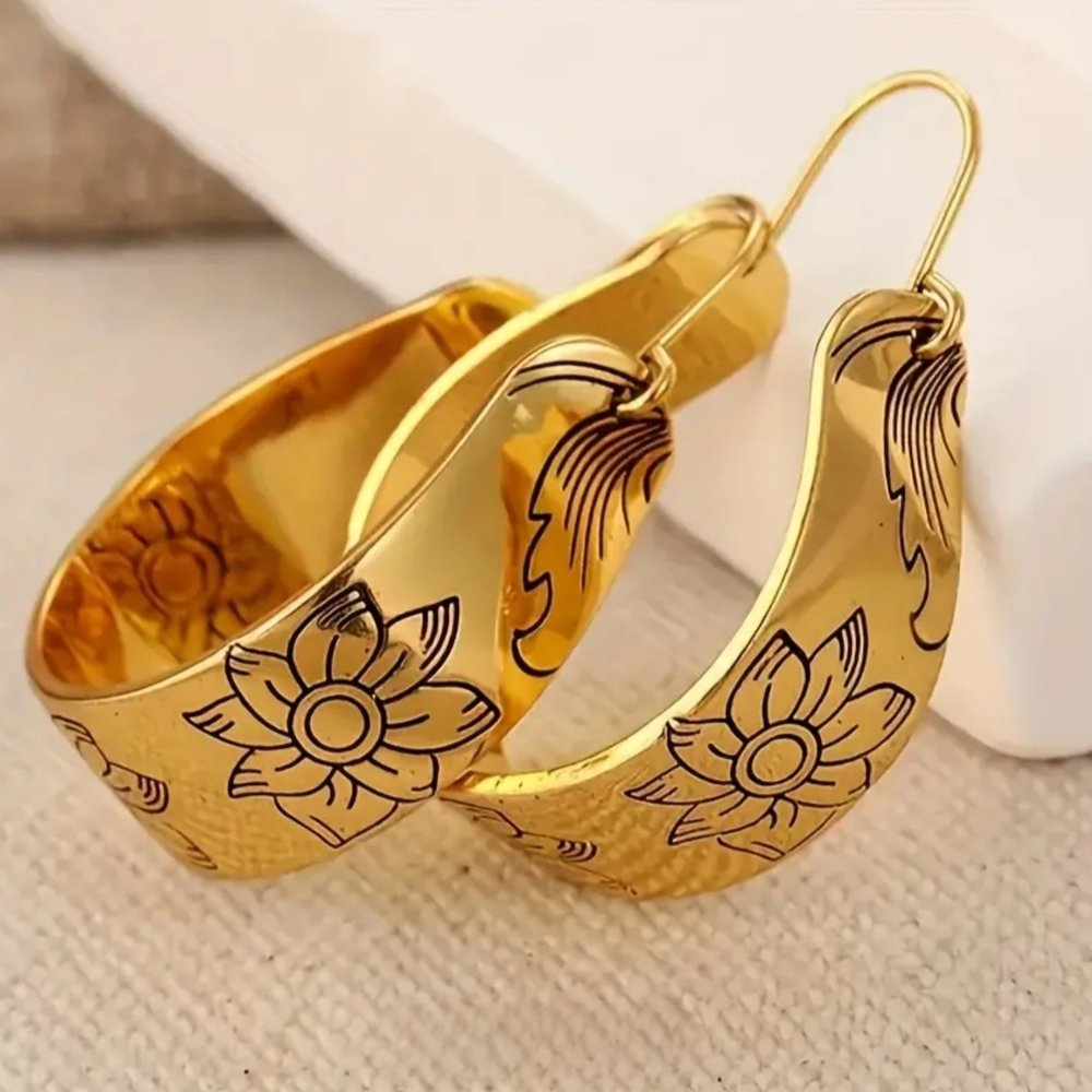 New Wide Boho Chic Floral Etched Fashion Hoop Earrings 14kt. Gold Finish